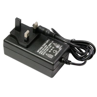 UK Plug 5V 3A DC Power Adapter with Multiple Output Plugs