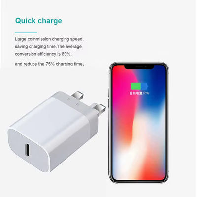 Fast Charger 20W Type C PD Wireless USB-C Adapter with Magnetic Fast Charging for Phones GAN 30W UK Plug Power Adapter